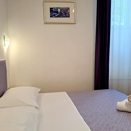 Medulic Palace Rooms & Apartments Sibenik Exterior photo
