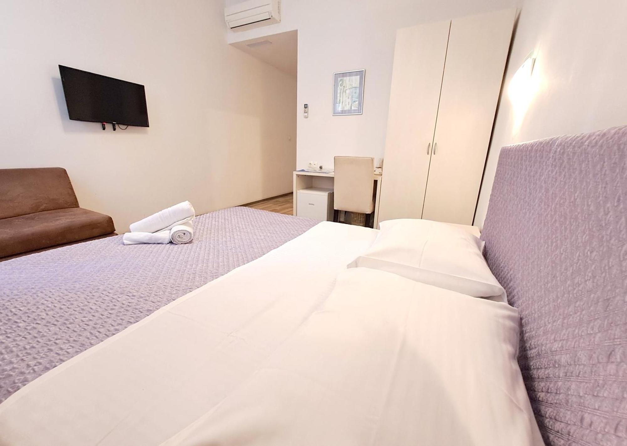 Medulic Palace Rooms & Apartments Sibenik Exterior photo