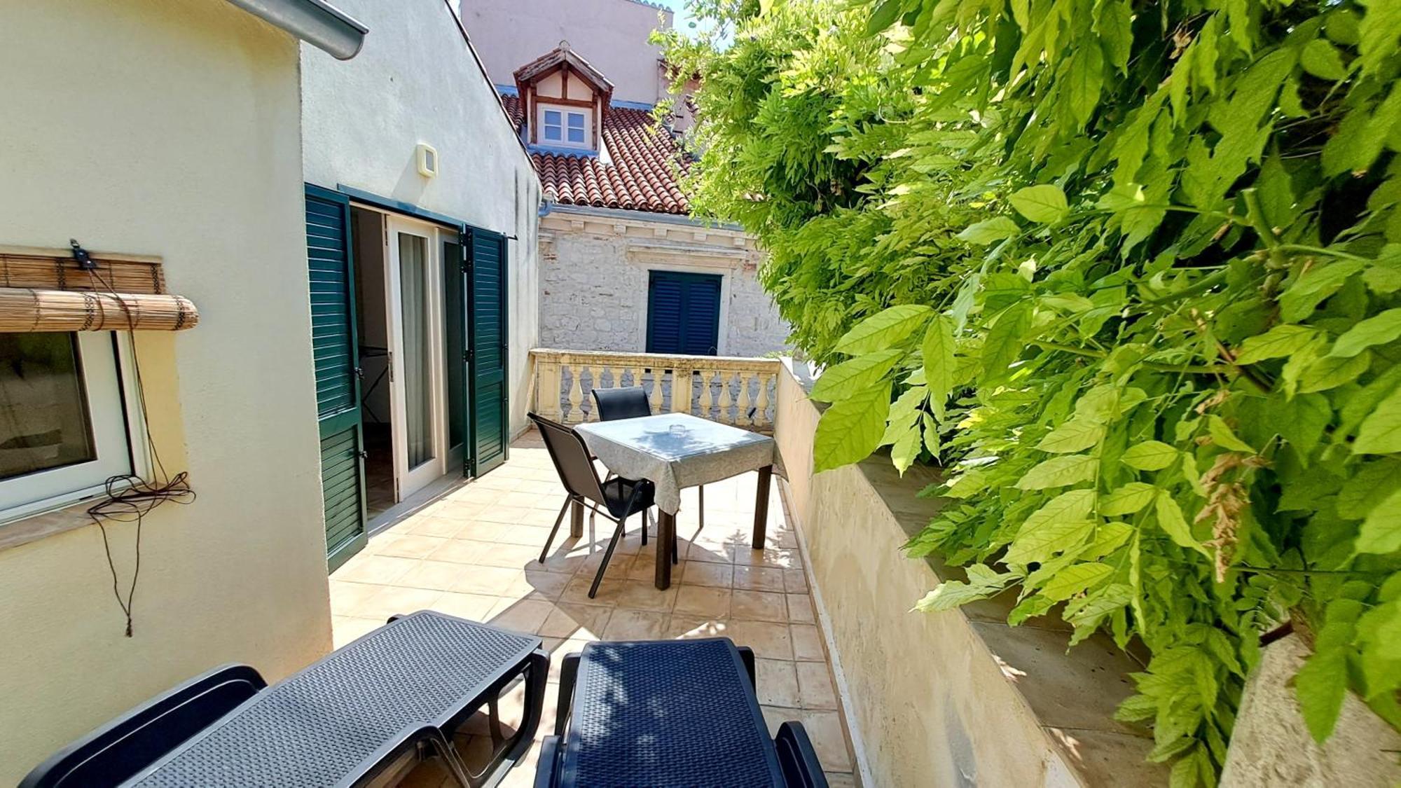 Medulic Palace Rooms & Apartments Sibenik Exterior photo
