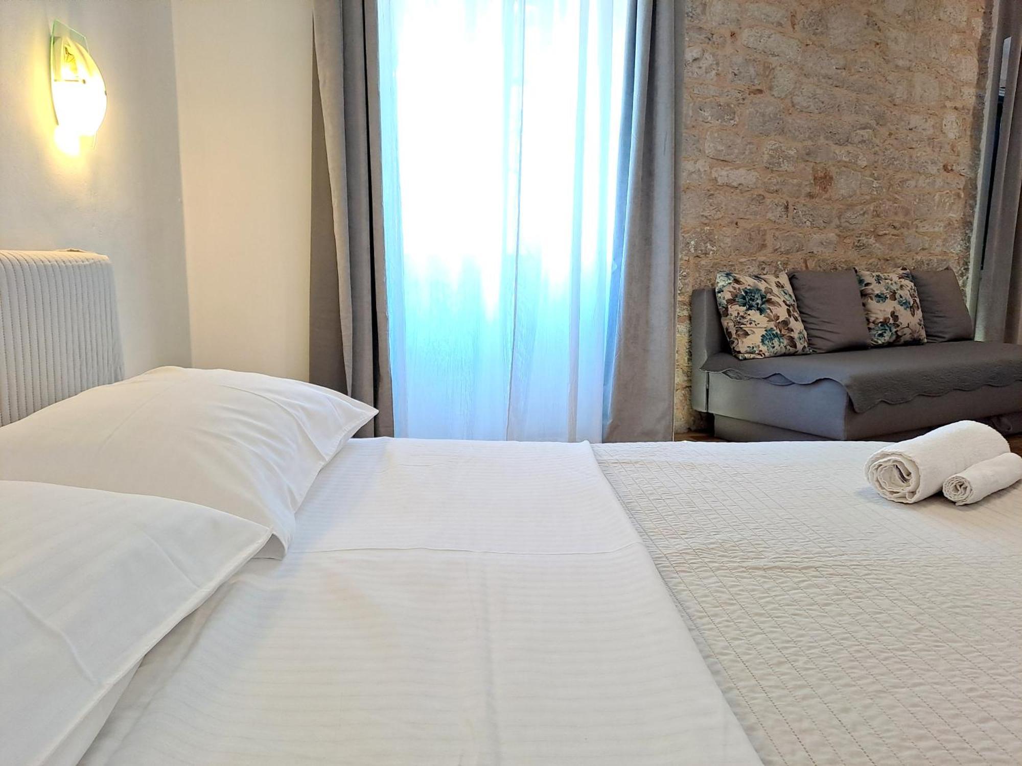 Medulic Palace Rooms & Apartments Sibenik Exterior photo